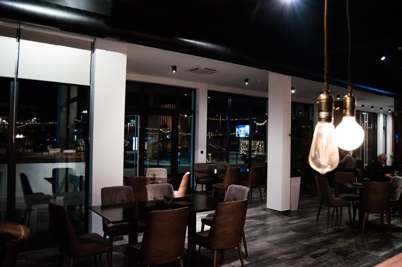 Hotel Ub Business & Wellness Ub Esterno foto